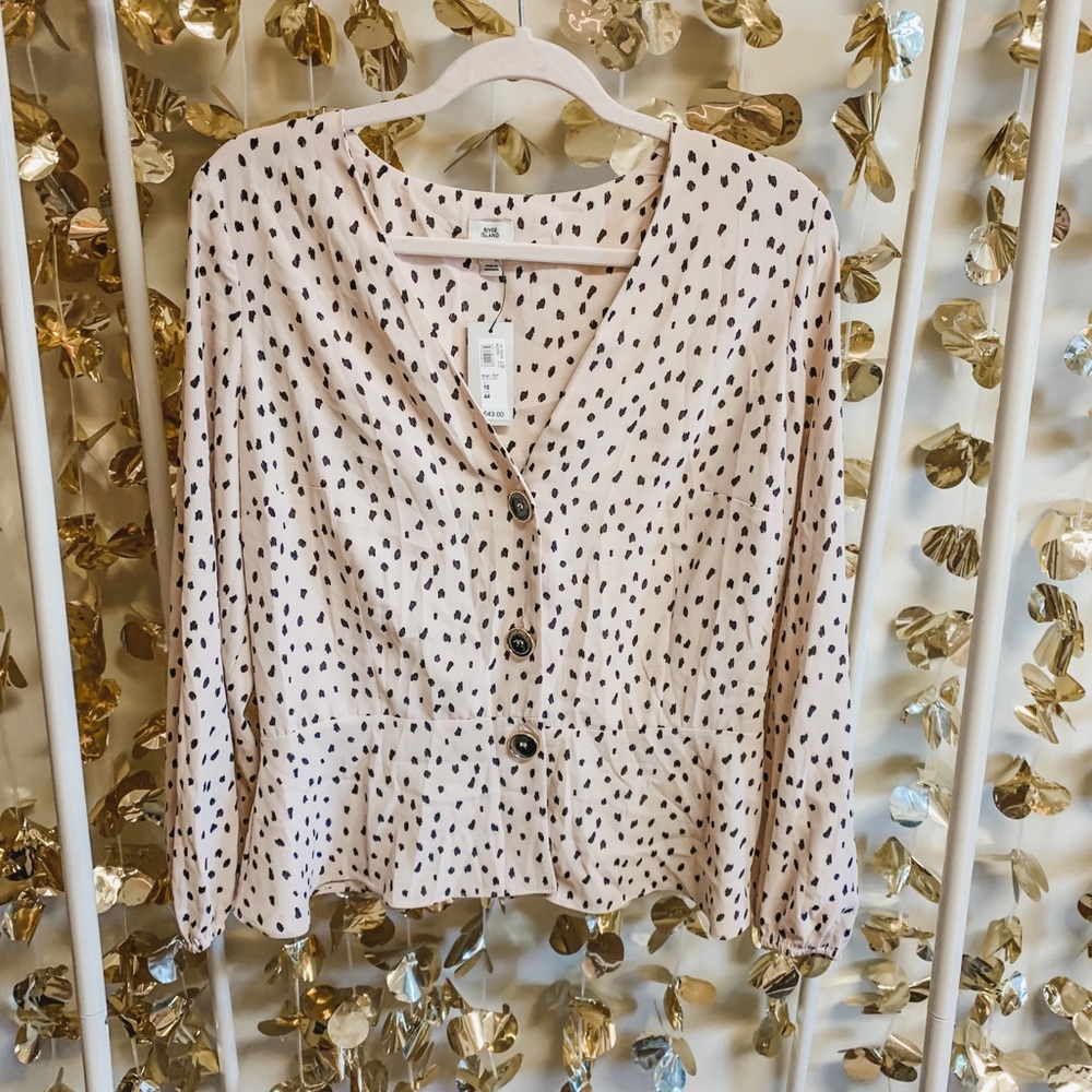 Dot blouse